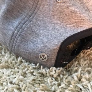 LULULEMON Cap